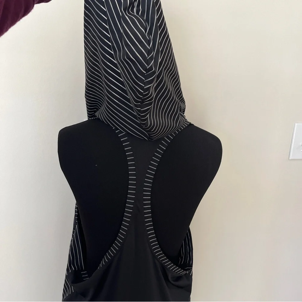 Nike Hooded Dress Cover Up - Picture 6 of 9